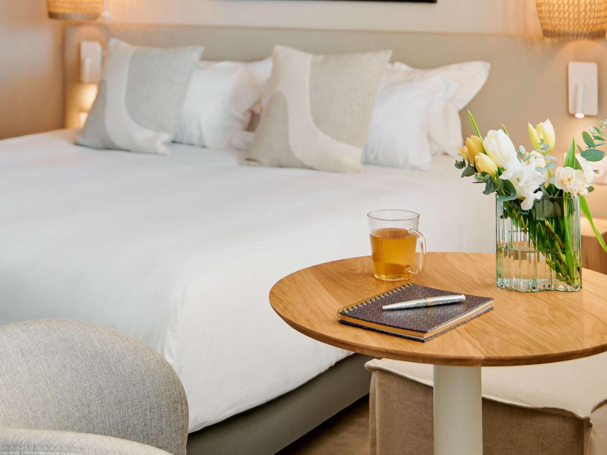Mercure Saint Raphael Centre Plage Exterior foto